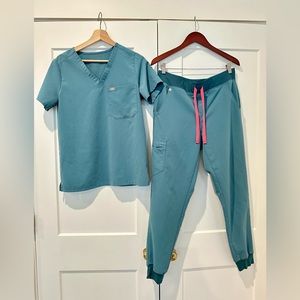 Figs Catarina Top hydrogreen